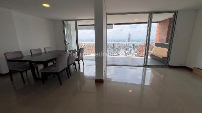 Apartamento de 3 alcobas en venta en Juanambu, Cali, 170 m² · foto 2 de 19