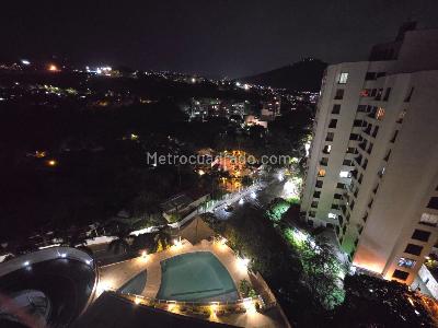Apartamento de 3 alcobas en venta en Santa Teresita, Cali, 148 m² · foto 5 de 20