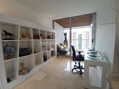 Apartamento de 3 alcobas en venta en Santa Teresita, Cali, 207 m² · foto 10 de 20