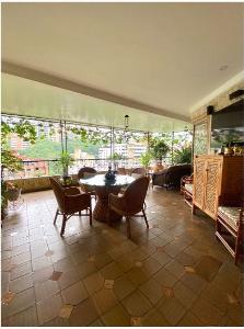 Apartamento de 5 alcobas en venta en Santa Rita, Cali, 460 m² · foto 5 de 16