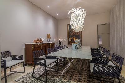 Casa de 5 alcobas en venta en La Arboleda, Cali, 672 m² · foto 19 de 20