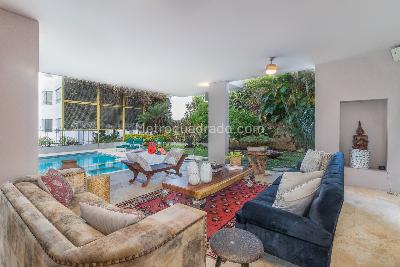 Casa de 5 alcobas en venta en La Arboleda, Cali, 672 m² · foto 2 de 20