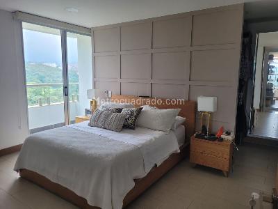 Apartamento de 3 alcobas en venta en Ciudad Jardin, Cali, 147 m² · foto 10 de 18