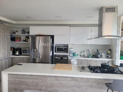 Apartamento de 3 alcobas en venta en Ciudad Jardin, Cali, 147 m² · foto 16 de 18