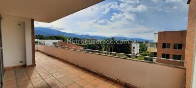 Apartamento de 3 alcobas en venta en Altos De Ciudad Jardin, Cali, 132 m² · foto 3 de 20