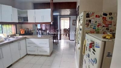 Apartamento de 3 alcobas en venta en Juanambu, Cali, 246 m² · foto 4 de 11