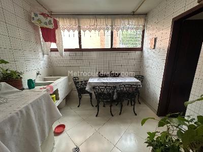 Apartamento de 3 alcobas en venta en Santa Rosa Del Oeste, Cali, 223 m² · foto 16 de 19