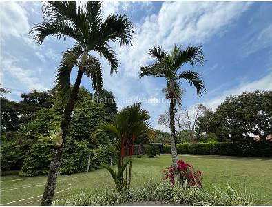 Casa de 4 alcobas en venta en Pance, Cali, 400 m² · foto 4 de 19