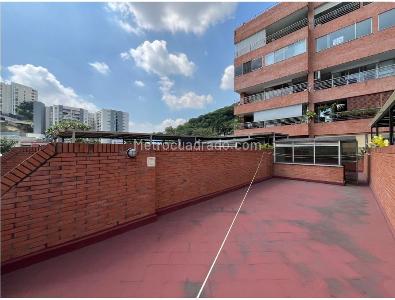 Apartamento de 2 alcobas en venta en Menga, Cali, 125 m² · foto 10 de 17