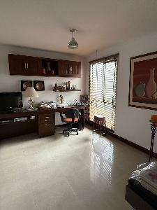Apartamento de 3 alcobas en venta en Aguacatal, Cali, 183 m² · foto 10 de 17
