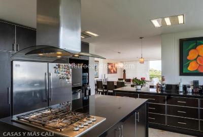 Casa de 5 alcobas en venta en Menga, Cali · foto 11 de 20