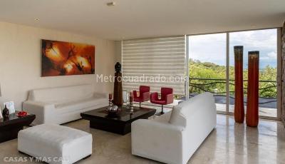 Casa de 5 alcobas en venta en Menga, Cali · foto 4 de 20