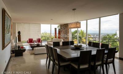 Casa de 5 alcobas en venta en Menga, Cali · foto 2 de 20