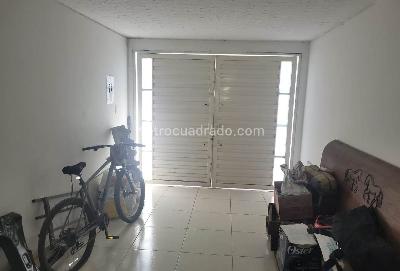 Casa de 4 alcobas en venta en La Flora, Cali, 210 m² · foto 5 de 8