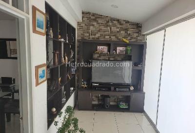 Casa de 4 alcobas en venta en La Flora, Cali, 210 m² · foto 3 de 8