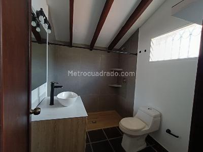 Casa de 4 alcobas en venta en Santa Rita, Cali, 350 m² · foto 11 de 20