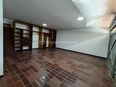 Casa de 4 alcobas en venta en Santa Rita, Cali, 350 m² · foto 16 de 20
