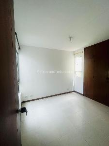 Apartamento de 3 alcobas en venta en Valle Del Lili, Cali, 75 m² · foto 8 de 15
