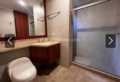 Apartamento en venta en Menga, Cali · foto 3 de 13