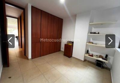 Apartamento en venta en Menga, Cali · foto 8 de 13