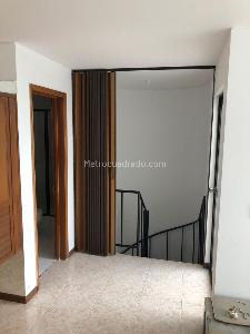 Apartamento en venta en Granada, Cali · foto 14 de 16