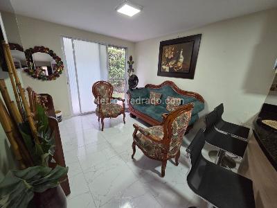 Casa de 3 alcobas en venta en Quintas De Don Simon, Cali, 150 m² · foto 7 de 17