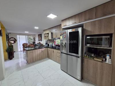 Casa de 3 alcobas en venta en Quintas De Don Simon, Cali, 150 m² · foto 3 de 17