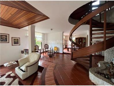 Casa de 4 alcobas en venta en Pance, Cali, 800 m² · foto 3 de 13