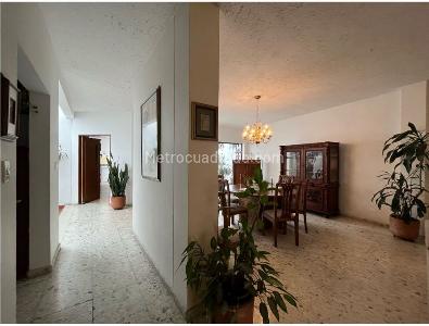 Casa de 3 alcobas en venta en Santa Rita, Cali, 316 m² · foto 11 de 11