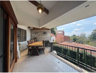 Casa de 4 alcobas en venta en Santa Monica, Cali, 342 m² · foto 8 de 11