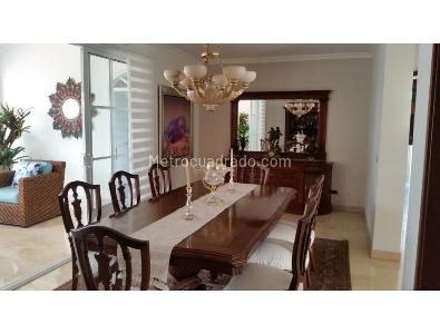 Casa de 5 alcobas en venta en Pance, Cali, 1656 m² · foto 6 de 13
