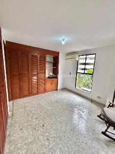 Apartamento de 3 alcobas en venta en Santa Teresita, Cali, 180 m² · foto 11 de 16