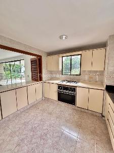 Apartamento de 3 alcobas en venta en Santa Teresita, Cali, 180 m² · foto 5 de 16
