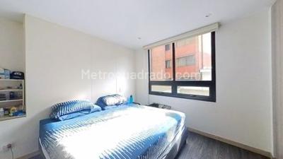 Apartamento de 3 alcobas en venta en Chico, Bogotá, 73 m² · foto 9 de 16