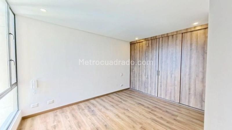 Piso – Bogotá D.C. - Más