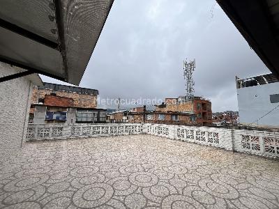 Casa de 5 alcobas en venta en Olaya Herrera, Bogotá, 390 m² · foto 13 de 20