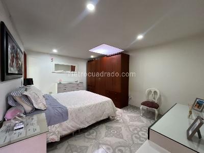 Casa de 5 alcobas en venta en Olaya Herrera, Bogotá, 390 m² · foto 19 de 20
