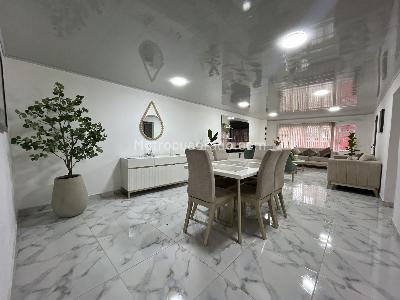 Casa de 5 alcobas en venta en Olaya Herrera, Bogotá, 390 m² · foto 4 de 20
