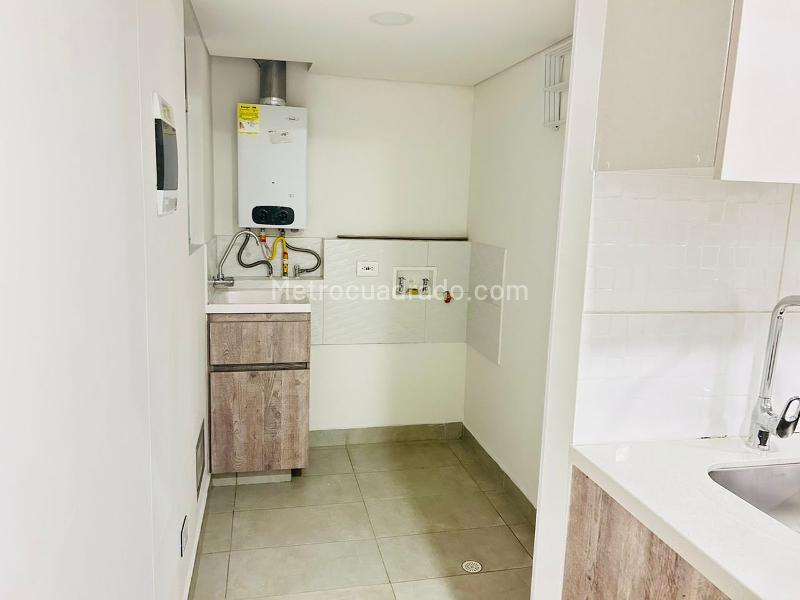 Piso – Bogotá, Localidad Kennedy - Más