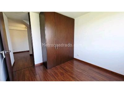 Casa de 3 alcobas en venta en Mallorca 1, Mosquera, 104 m² · foto 7 de 16