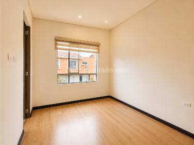 Casa de 3 alcobas en venta en Hacienda Alcala Roble, Mosquera, 89 m² · foto 4 de 11