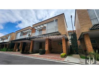 Casa de 3 alcobas en arriendo en Reserva Del Sol, Mosquera, 203 m² · foto 18 de 20