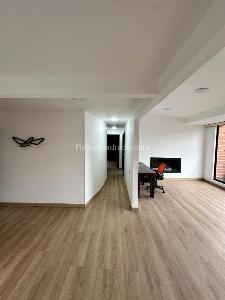 Apartamento en venta en Quinta Paredes, Bogotá · foto 9 de 19