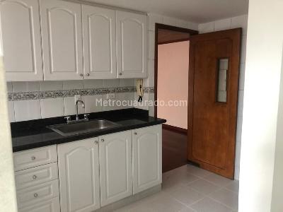 Apartamento en venta en Santa Barbara Central, Bogotá · foto 10 de 19
