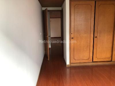 Apartamento en venta en Santa Barbara Central, Bogotá · foto 16 de 19