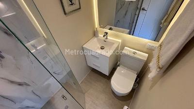Apartamento en venta en Santa Barbara Central, Bogotá · foto 4 de 17