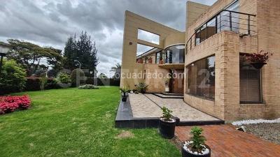Casa en venta en Guaymaral, Bogotá · foto 2 de 20