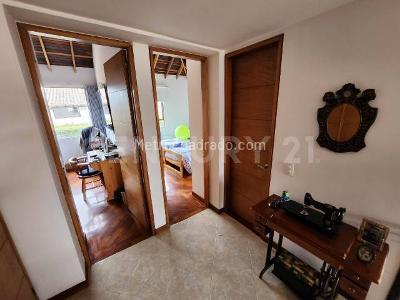 Casa de 3 alcobas en venta en Camino La Floresta, Chía, 287 m² · foto 8 de 20