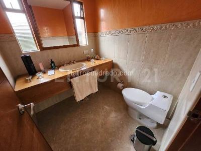 Casa de 3 alcobas en venta en Camino La Floresta, Chía, 287 m² · foto 16 de 20