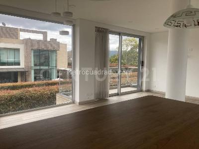 Casa de 4 alcobas en venta en Tocarinda, Cajicá, 650 m² · foto 4 de 19